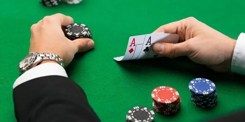 Cách chơi xì tố 7 cây - Luật chơi bí kíp chiến thắng tại Sumvip